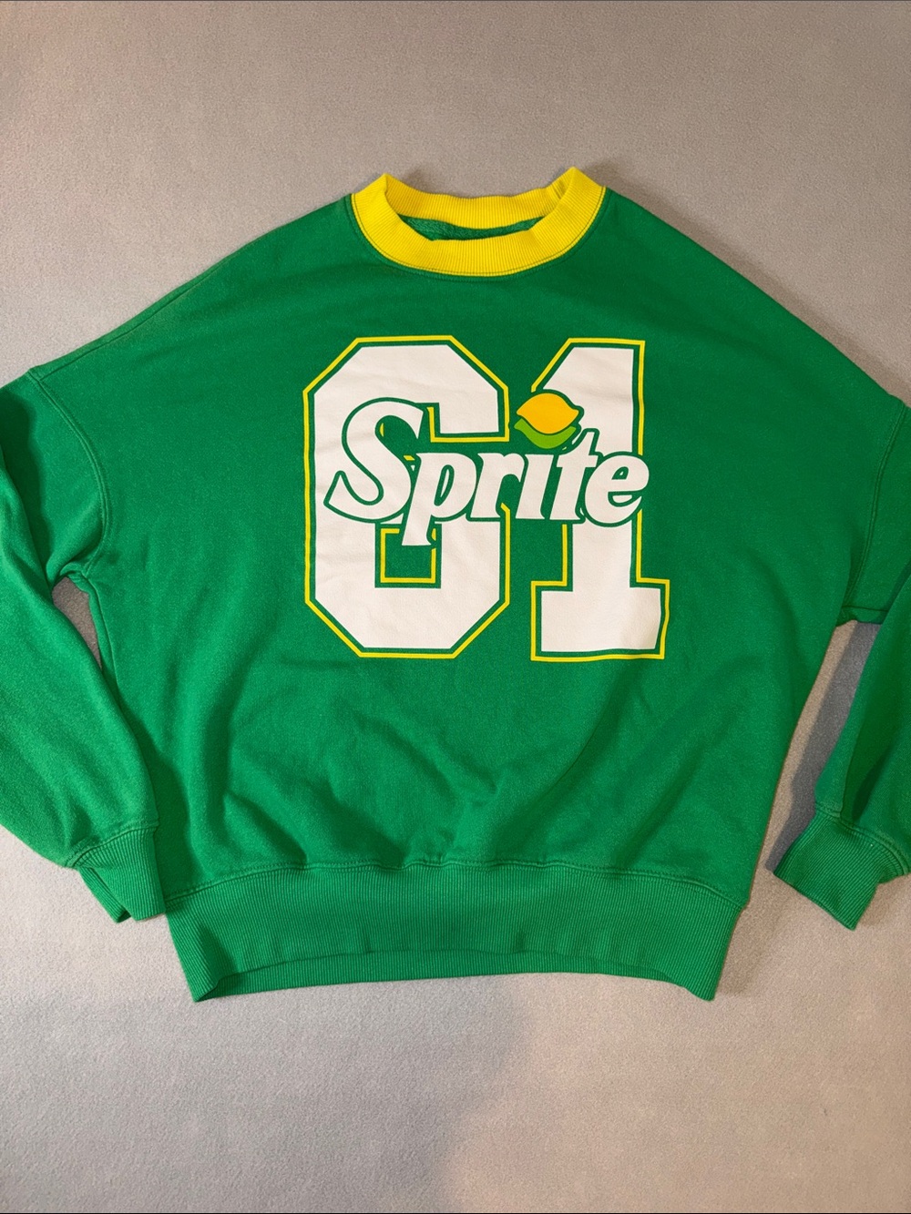Women's Coca-Cola Sprite Sweatshirt Size XXS Green - Picture 6 of 10